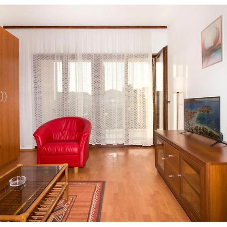Apartment Zdravko Primosten Exterior photo